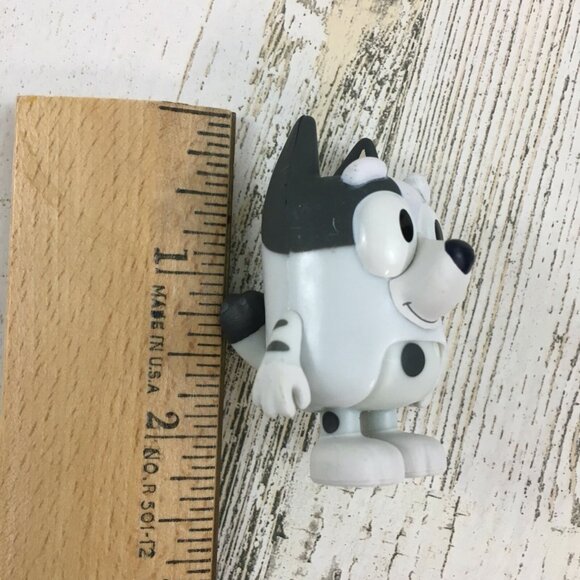 Bluey OLDER SOCKS and MUFFIN Set Heeler Cousin Standing Figure Blue RARE - Picture 8 of 16